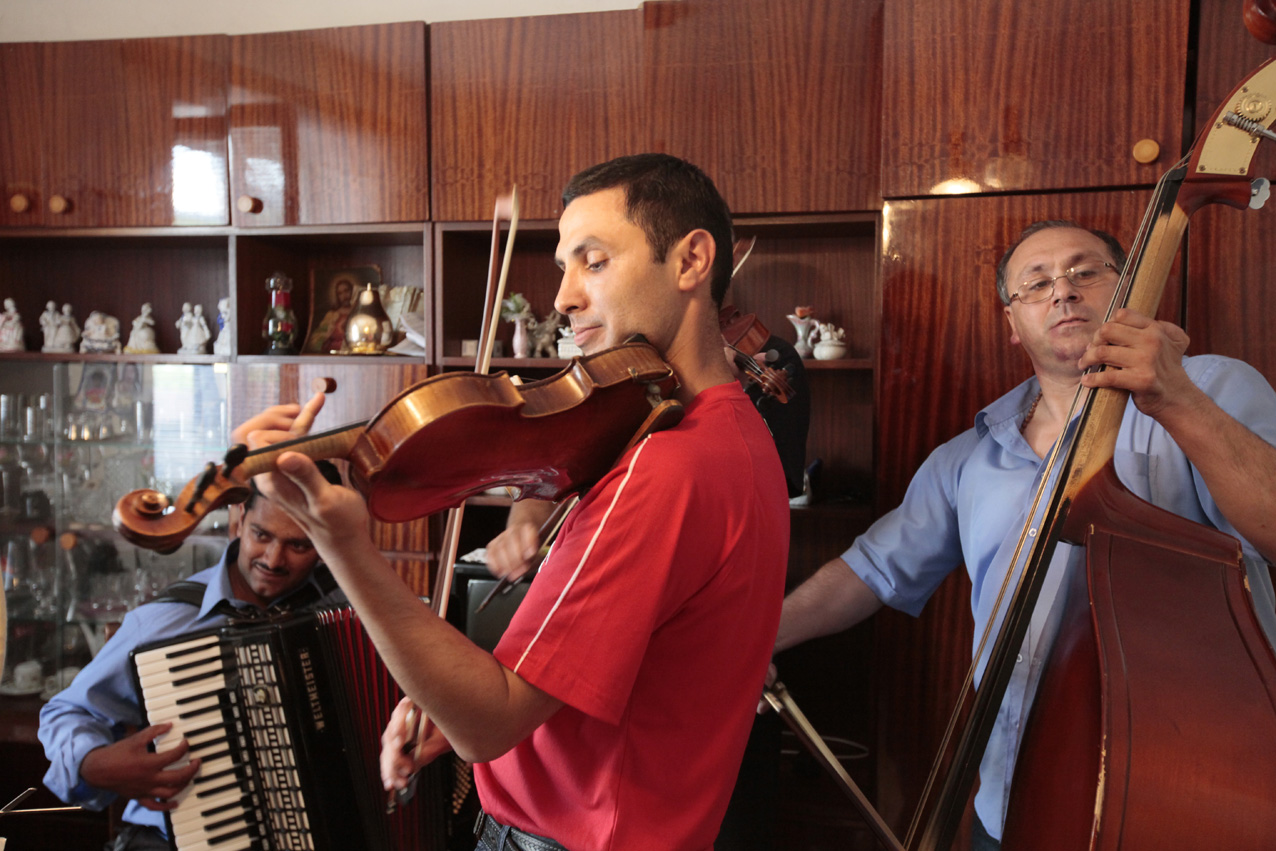 Mri dajori, mro dadoro